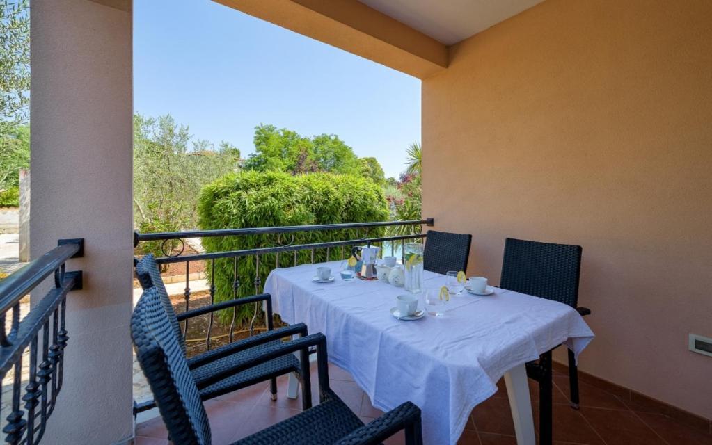 Villa Franka 113 Bašanija المظهر الخارجي الصورة
